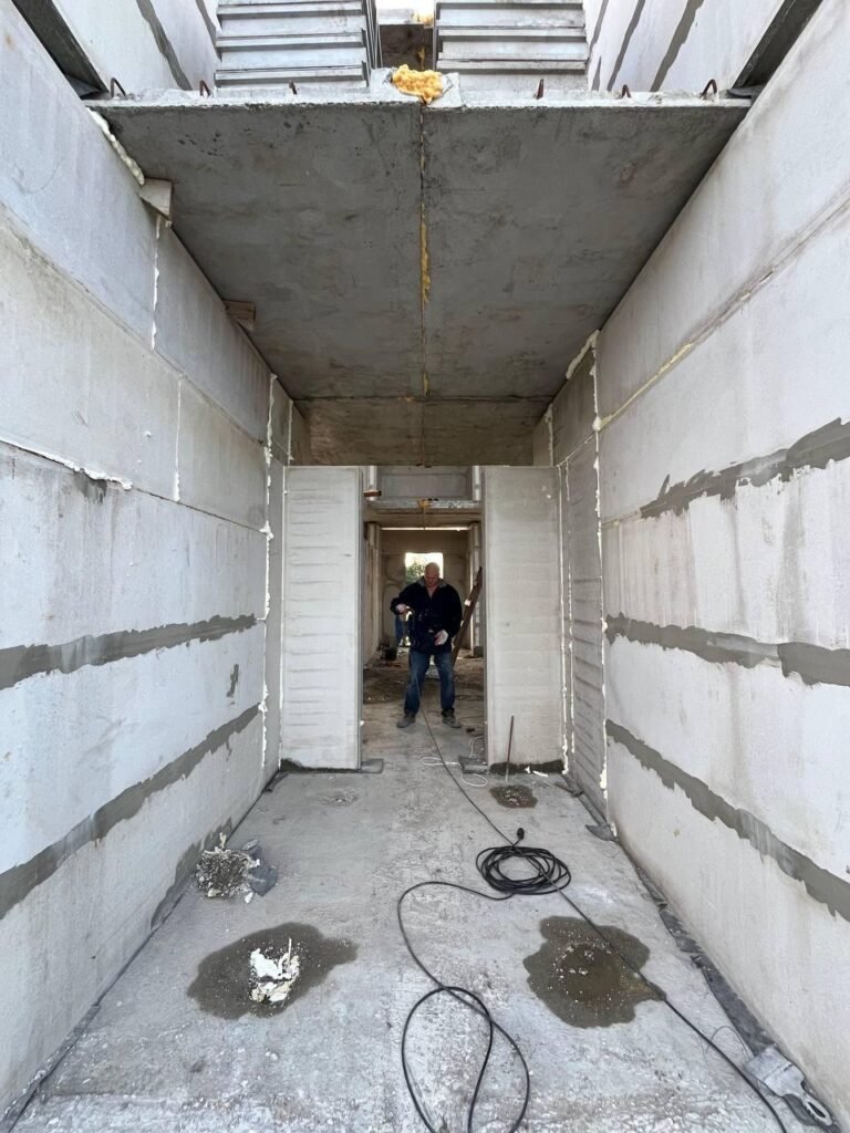 WhatsApp Image 2025-09-29 at 18.28.37